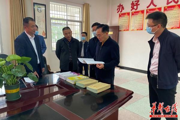 安乡县黄山岗中学狠抓素质教育3.jpg