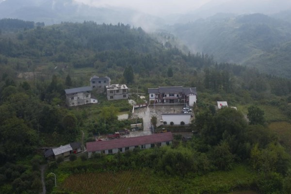 317点滴都是乡土情——建行湘西州分行“裕农通”业主的日常小事1.jpg