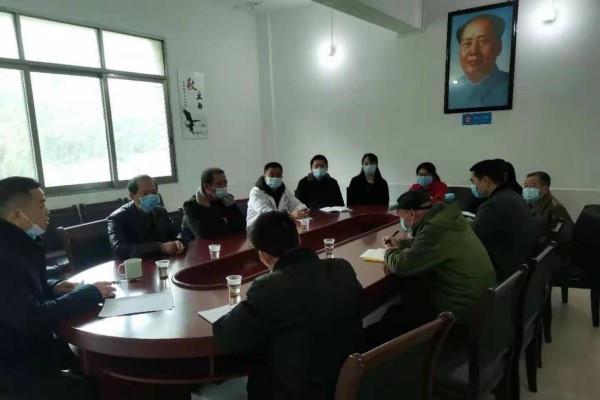 317学习充实、批评到位，给这次组织生活会点赞！2.jpg