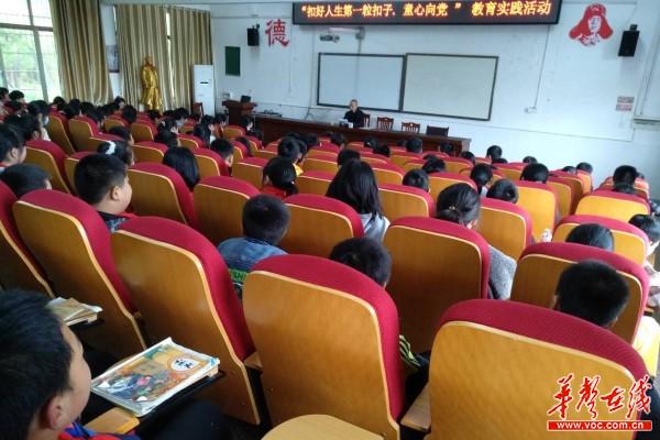 419浏阳葛家镇“五老红”宣讲团进校园，革命青春难忘初心不改1.jpg