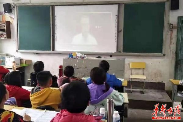 禁毒知识在心中1.jpg