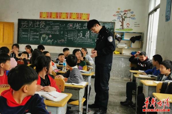 58龙山桂塘学校2.jpg