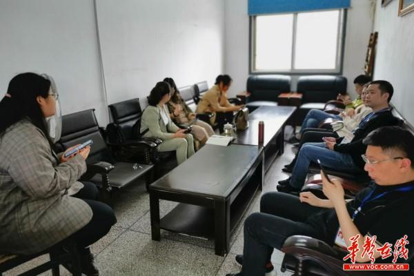58南县城西中学：省级课题开题研讨促育人能力提升1.jpg