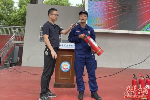 5.12湘潭县凤凰初级中学：防灾减灾 我们在行动2.jpg