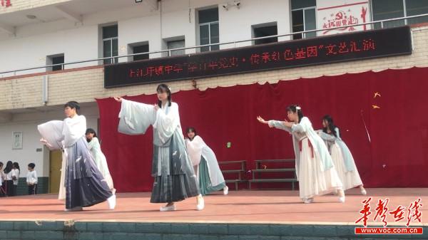 5江永县上江圩镇中学举行“学百年党史·传承红色基因”文艺汇演3.jpg